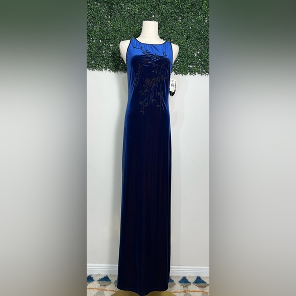 My Michelle Dresses & Skirts - NWT My Michelle Y2K Blue Velvet Burnout Floral Beaded Sleeveless Maxi Dress M